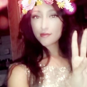 Meet your Posher, Lizbeth rosas